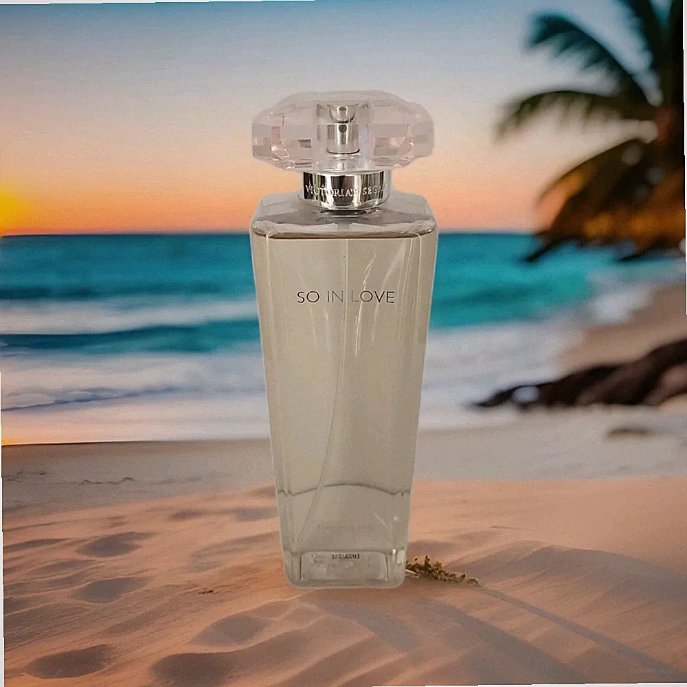 Victoria's Secret So In Love Fragrance Mist 6.7 Fl Oz Spray Original Rare